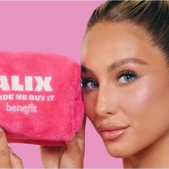 Benefit ALIX EARLE Made Me Buy It Pink Terry Cosmetics Bag NEW - Picture 3 of 3